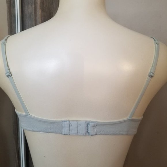 Powder Blue Lace and Rhinestone Push Up Bra With Underwire From La Senza - Picture 2 of 4